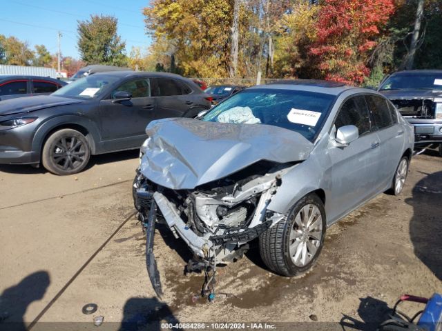 Photo 5 VIN: 1HGCR3F81FA015919 - HONDA ACCORD 