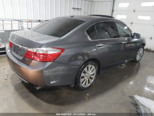 Photo 3 VIN: 1HGCR3F81FA017542 - HONDA ACCORD 