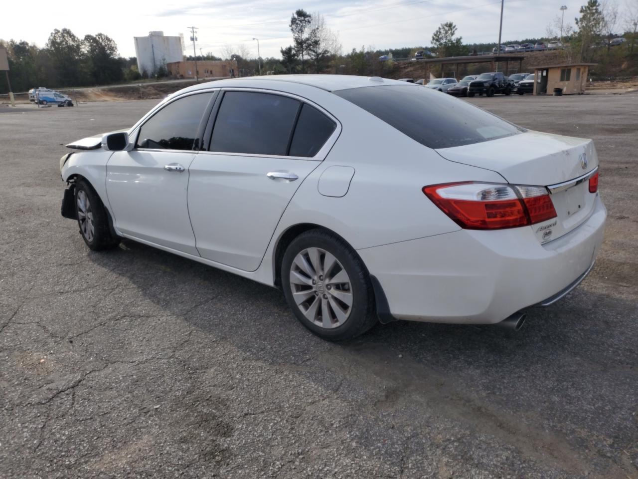 Photo 1 VIN: 1HGCR3F81FA018495 - HONDA ACCORD 