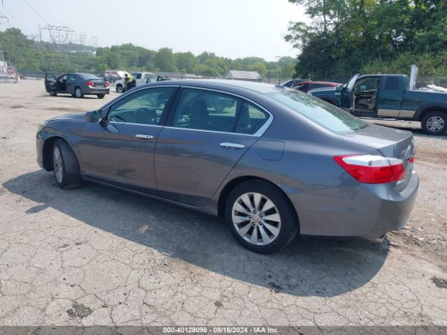 Photo 2 VIN: 1HGCR3F81FA026533 - HONDA ACCORD 