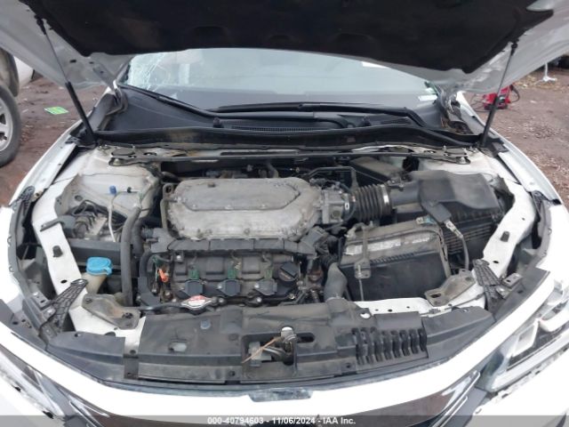 Photo 9 VIN: 1HGCR3F81HA005703 - HONDA ACCORD 