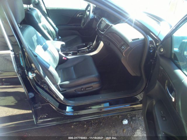 Photo 4 VIN: 1HGCR3F81HA009783 - HONDA ACCORD SEDAN 