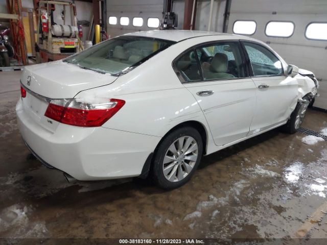 Photo 3 VIN: 1HGCR3F82DA001007 - HONDA ACCORD 