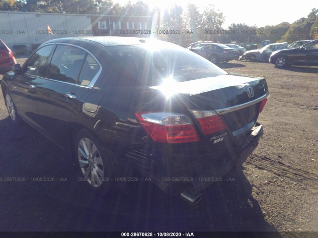 Photo 2 VIN: 1HGCR3F82DA004389 - HONDA ACCORD SDN 