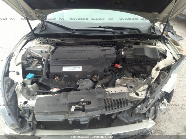 Photo 9 VIN: 1HGCR3F82DA017871 - HONDA ACCORD SDN 