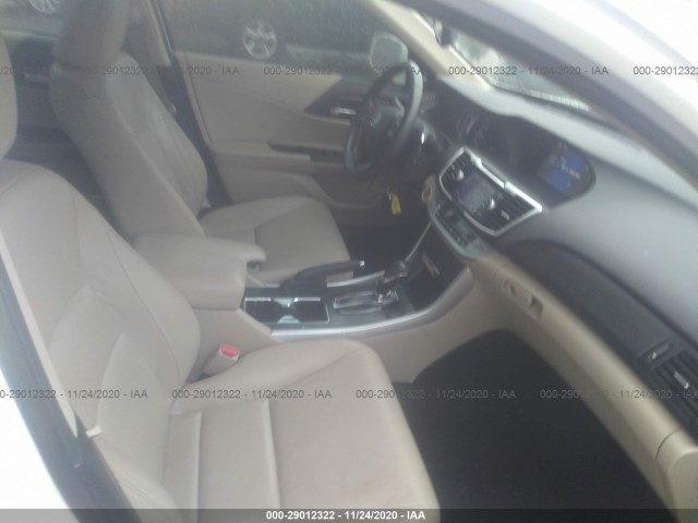 Photo 4 VIN: 1HGCR3F82DA023623 - HONDA ACCORD SDN 