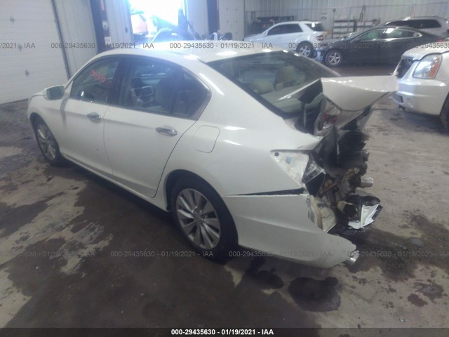 Photo 2 VIN: 1HGCR3F82DA047016 - HONDA ACCORD SDN 