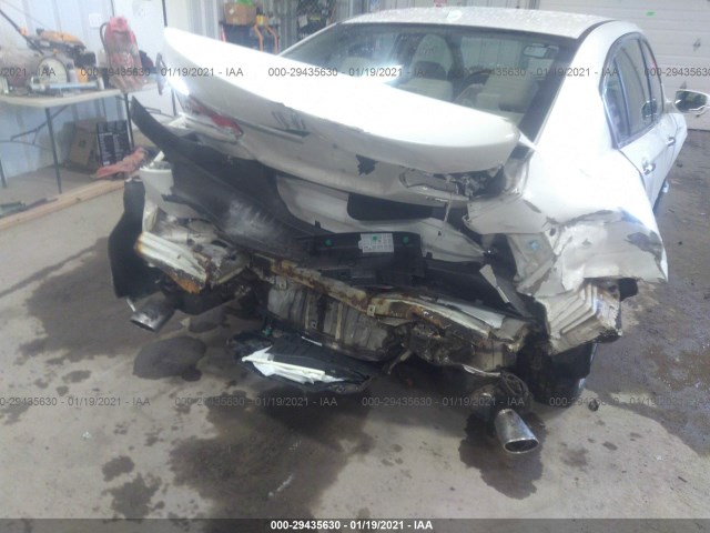 Photo 5 VIN: 1HGCR3F82DA047016 - HONDA ACCORD SDN 