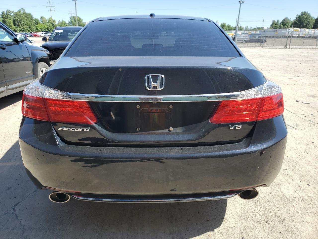 Photo 5 VIN: 1HGCR3F82DA047940 - HONDA ACCORD 