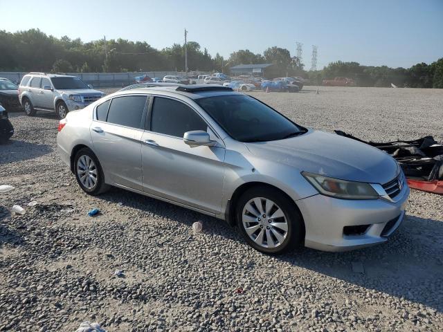 Photo 3 VIN: 1HGCR3F82EA003521 - HONDA ACCORD EXL 