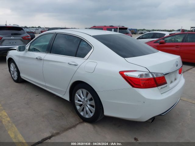 Photo 2 VIN: 1HGCR3F82EA005950 - HONDA ACCORD 