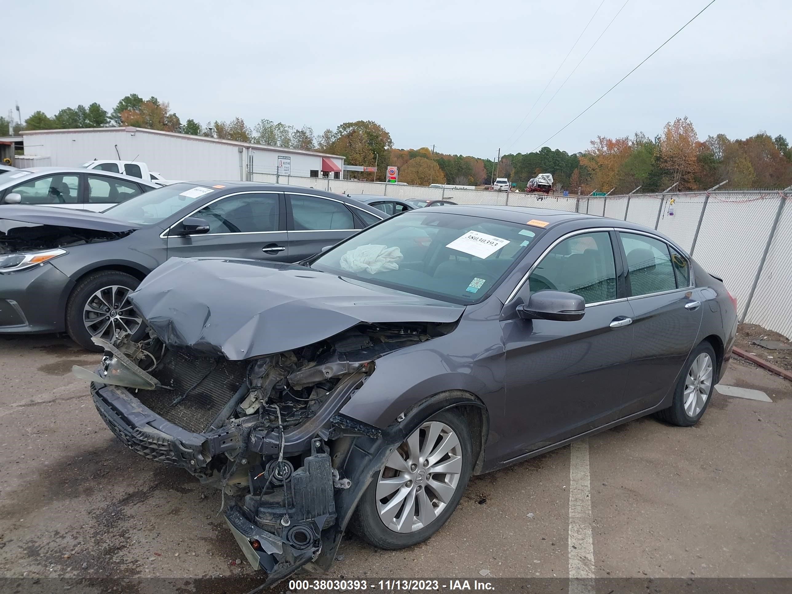 Photo 1 VIN: 1HGCR3F82EA034560 - HONDA ACCORD 