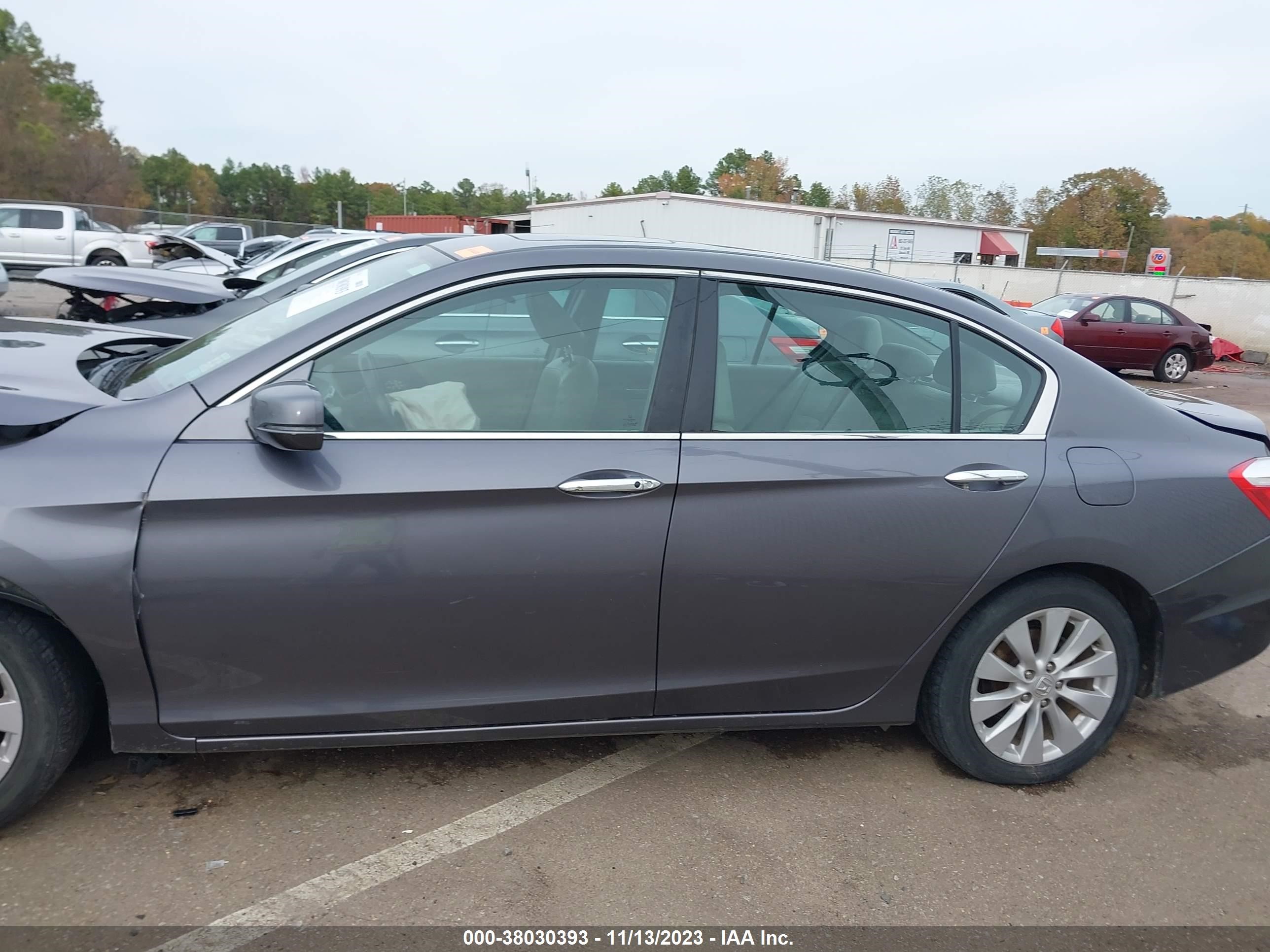 Photo 14 VIN: 1HGCR3F82EA034560 - HONDA ACCORD 