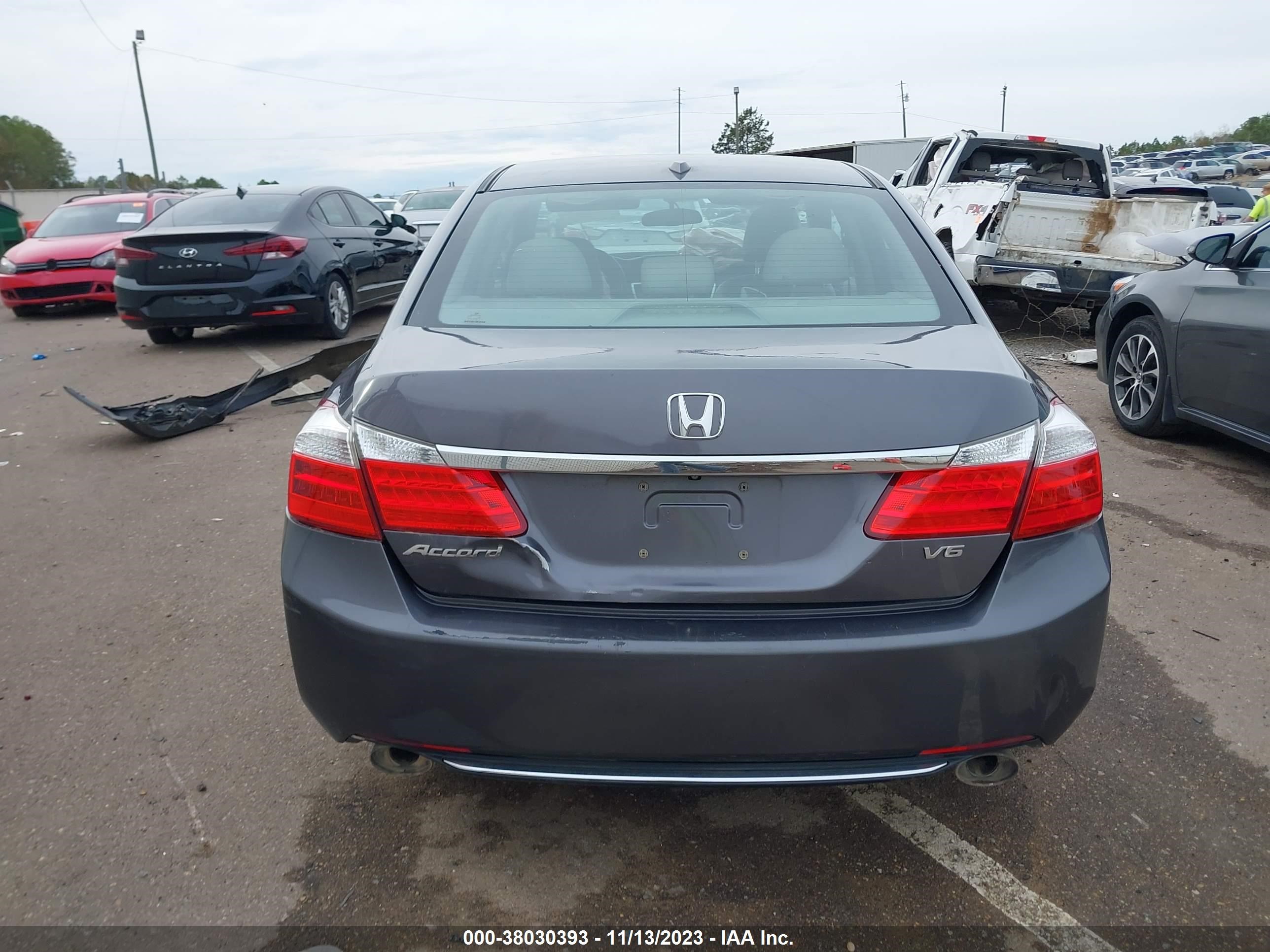 Photo 16 VIN: 1HGCR3F82EA034560 - HONDA ACCORD 