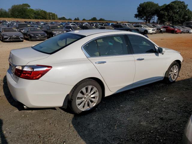 Photo 2 VIN: 1HGCR3F82EA037121 - HONDA ACCORD 