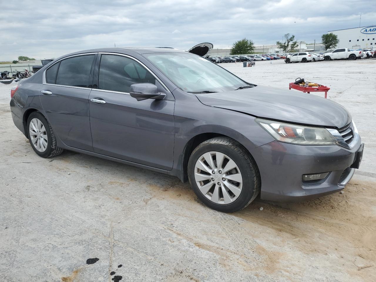 Photo 3 VIN: 1HGCR3F82FA007926 - HONDA ACCORD 