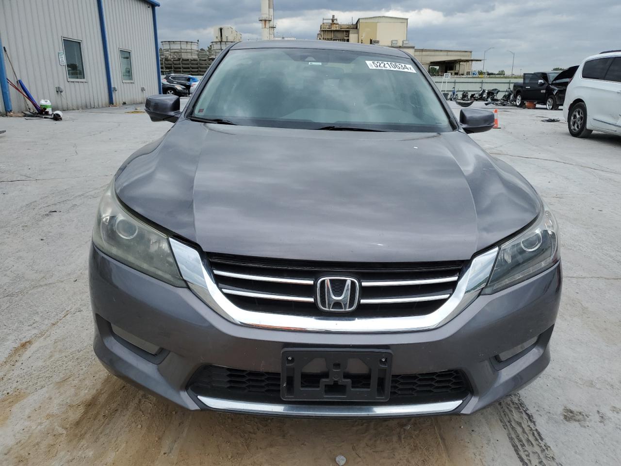 Photo 4 VIN: 1HGCR3F82FA007926 - HONDA ACCORD 