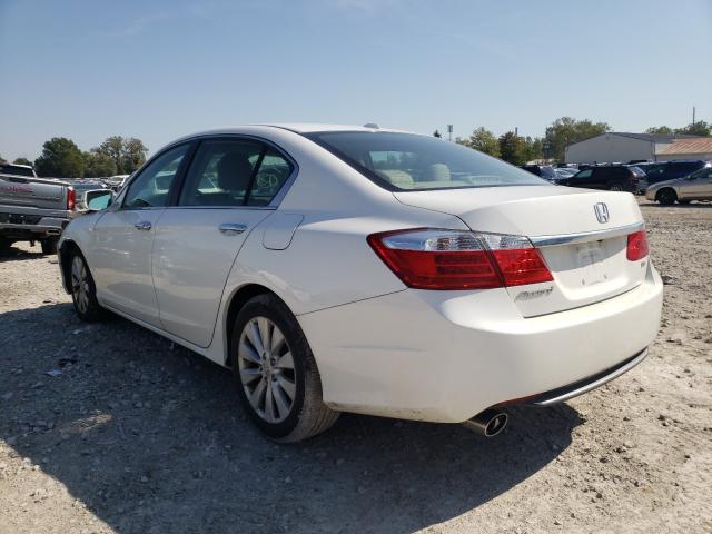 Photo 2 VIN: 1HGCR3F82FA011247 - HONDA ACCORD EXL 