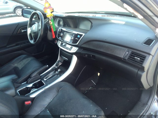 Photo 4 VIN: 1HGCR3F82FA012592 - HONDA ACCORD 