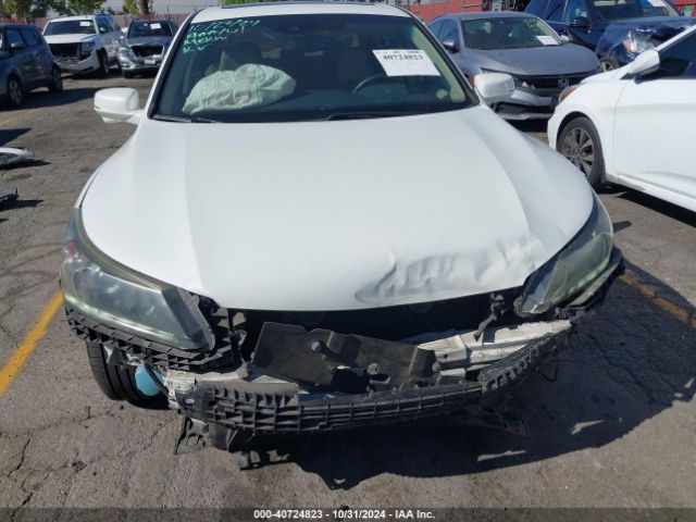 Photo 5 VIN: 1HGCR3F82FA018070 - HONDA ACCORD 