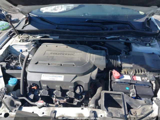 Photo 9 VIN: 1HGCR3F82FA018070 - HONDA ACCORD 