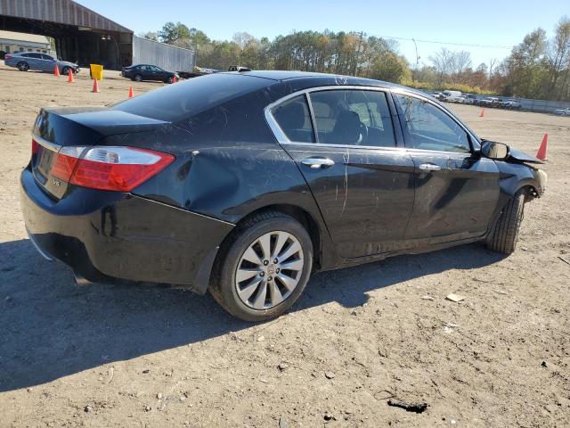 Photo 2 VIN: 1HGCR3F82FA020157 - HONDA ACCORD 