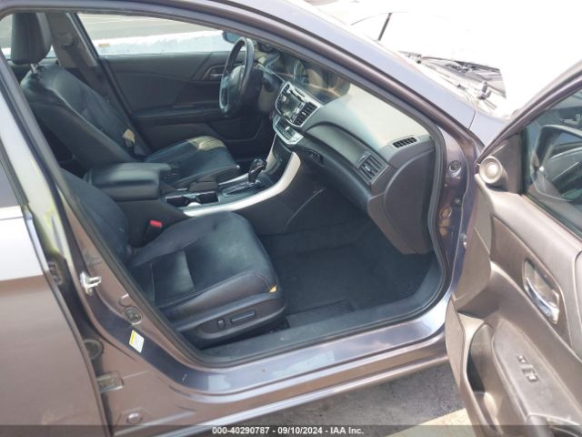 Photo 4 VIN: 1HGCR3F82FA031885 - HONDA ACCORD 