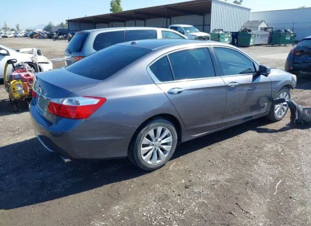 Photo 3 VIN: 1HGCR3F82FA036679 - HONDA ACCORD SEDAN 