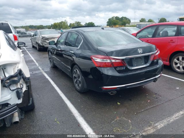 Photo 2 VIN: 1HGCR3F82HA018363 - HONDA ACCORD 