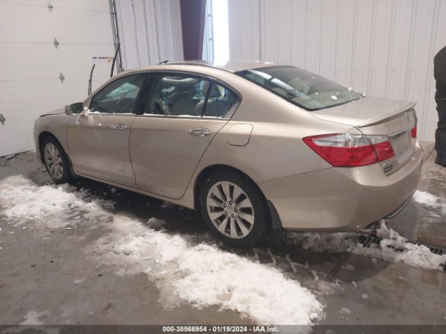 Photo 2 VIN: 1HGCR3F83DA017331 - HONDA ACCORD 