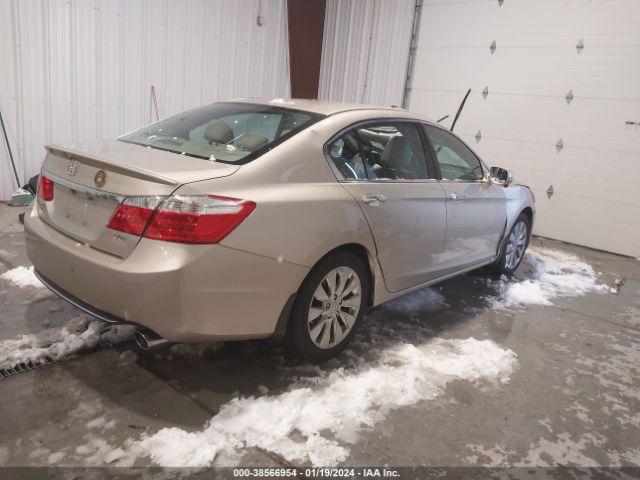 Photo 3 VIN: 1HGCR3F83DA017331 - HONDA ACCORD 