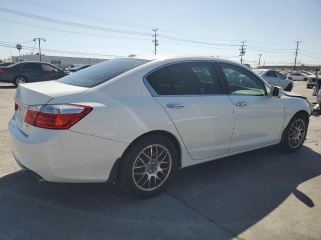 Photo 2 VIN: 1HGCR3F83DA026952 - HONDA ACCORD 