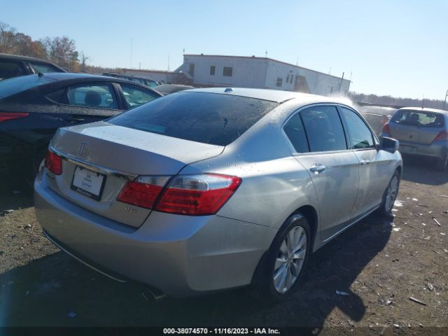 Photo 3 VIN: 1HGCR3F83DA040527 - HONDA ACCORD 