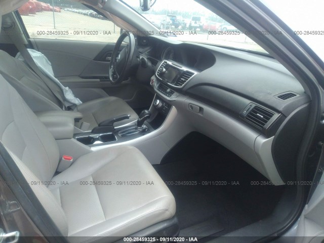 Photo 4 VIN: 1HGCR3F83DA043105 - HONDA ACCORD SDN 