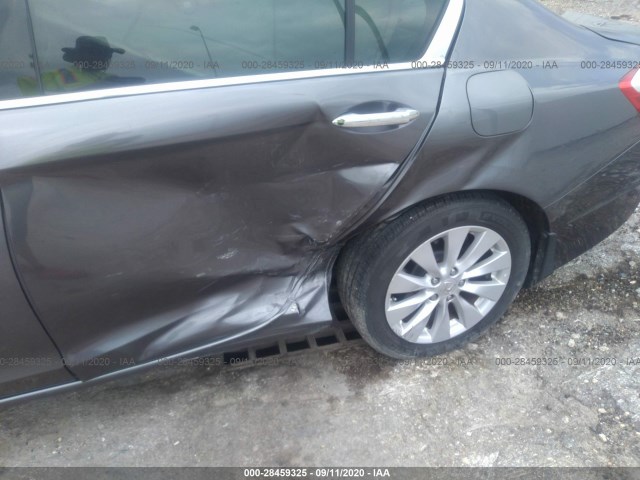 Photo 5 VIN: 1HGCR3F83DA043105 - HONDA ACCORD SDN 