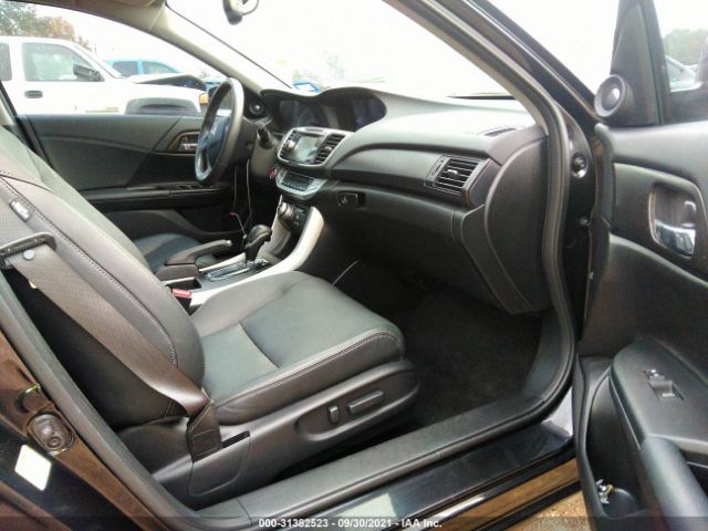 Photo 4 VIN: 1HGCR3F83FA003173 - HONDA ACCORD SEDAN 