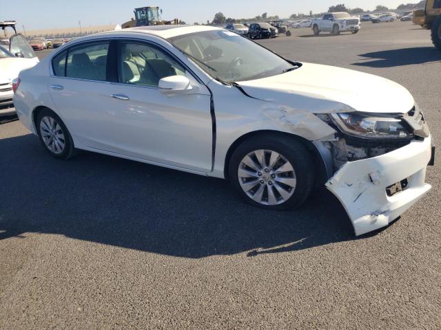 Photo 3 VIN: 1HGCR3F83FA004744 - HONDA ACCORD 