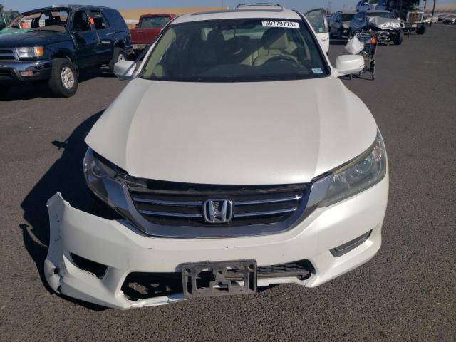 Photo 4 VIN: 1HGCR3F83FA004744 - HONDA ACCORD 