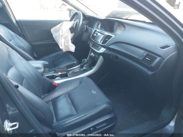 Photo 4 VIN: 1HGCR3F83FA007031 - HONDA ACCORD 