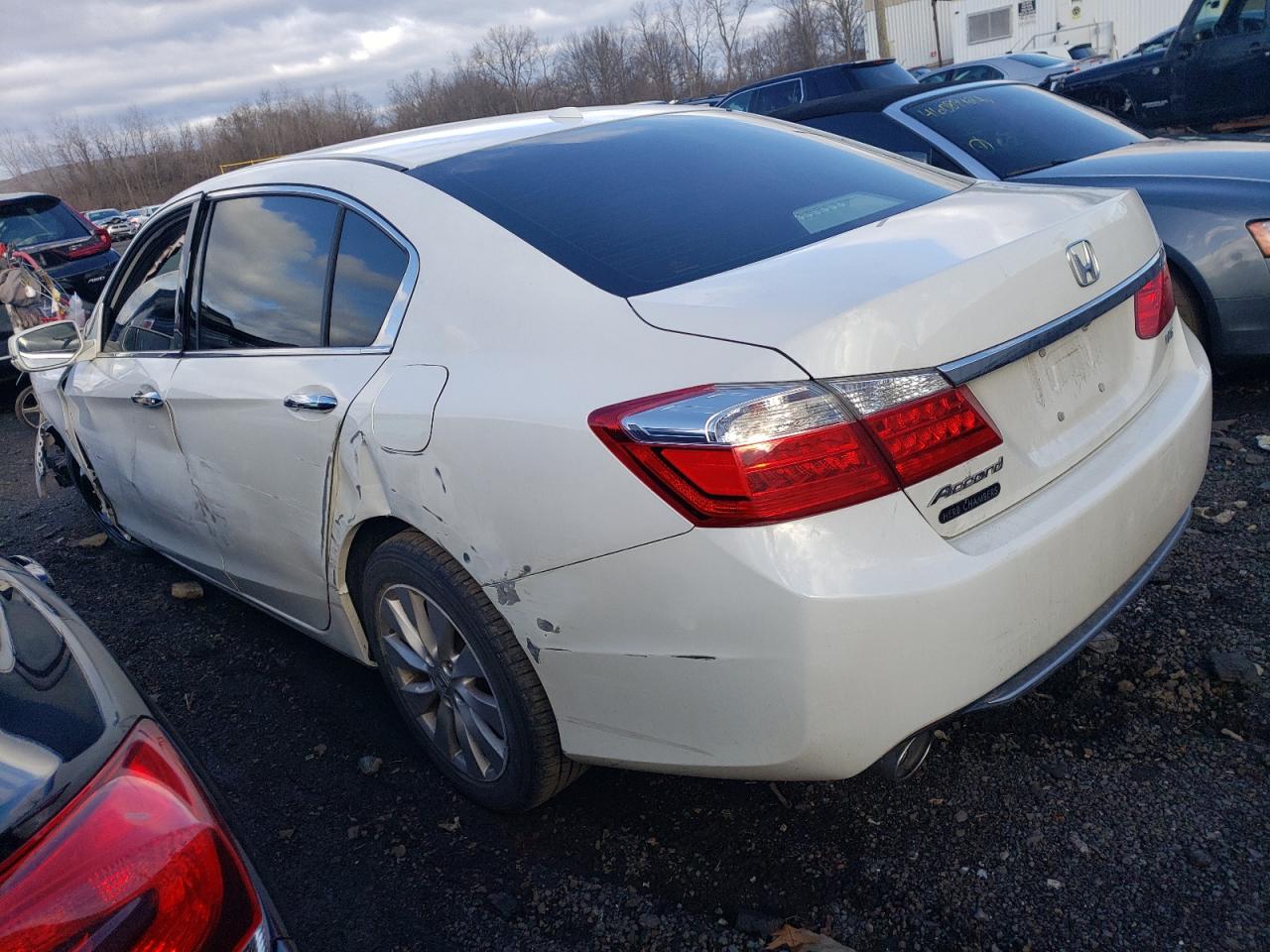 Photo 1 VIN: 1HGCR3F83FA009040 - HONDA ACCORD 