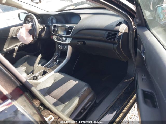 Photo 4 VIN: 1HGCR3F83FA010494 - HONDA ACCORD 