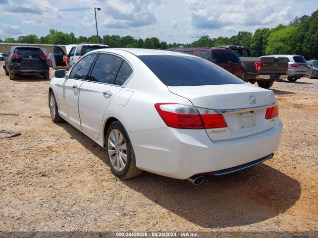 Photo 2 VIN: 1HGCR3F83FA012519 - HONDA ACCORD 