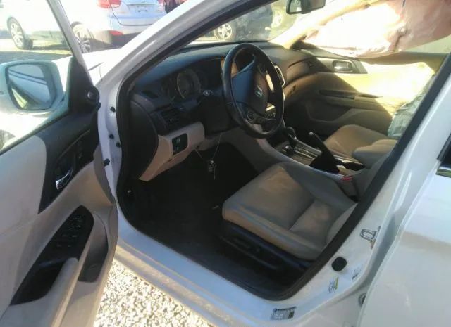 Photo 4 VIN: 1HGCR3F83FA022046 - HONDA ACCORD SEDAN 