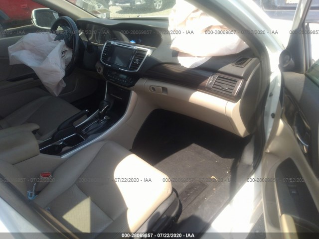 Photo 4 VIN: 1HGCR3F83GA003191 - HONDA ACCORD SEDAN 