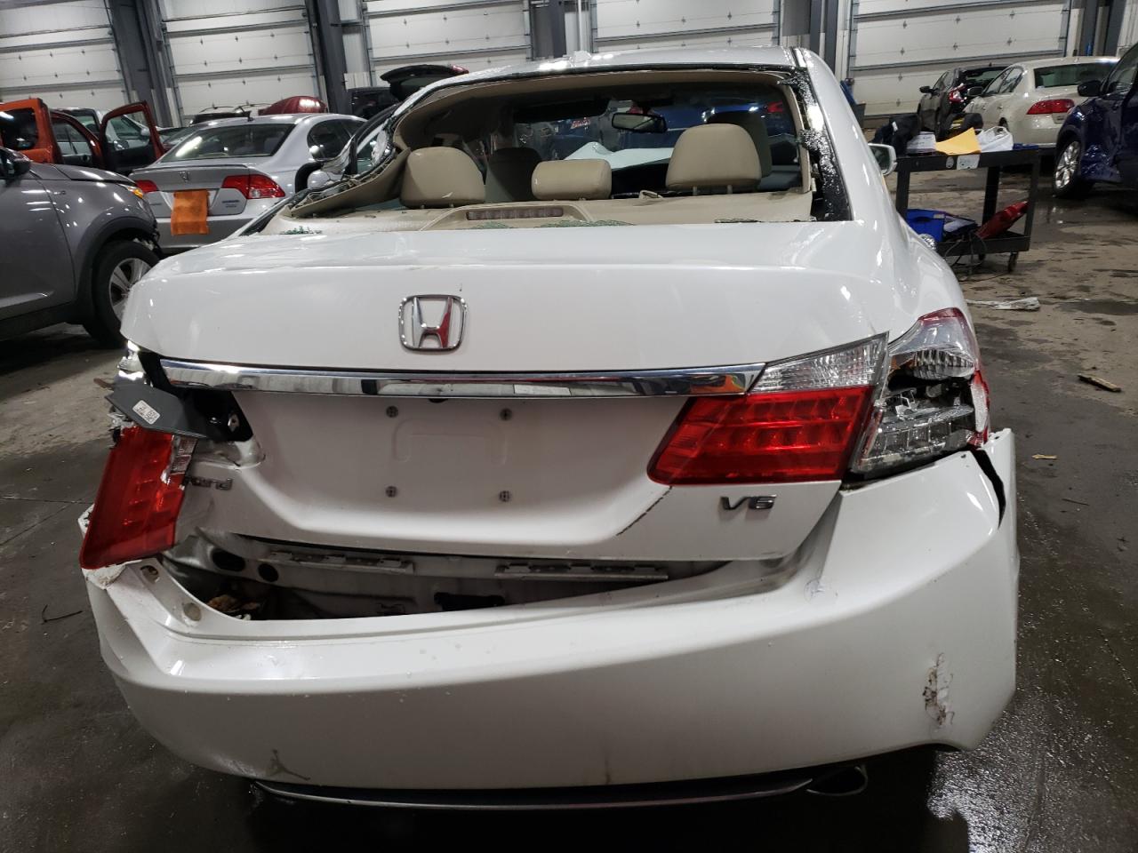 Photo 5 VIN: 1HGCR3F84DA007293 - HONDA ACCORD 