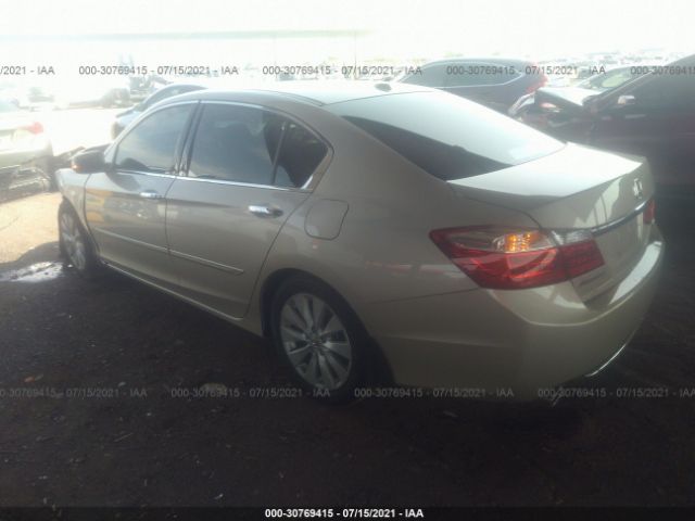 Photo 2 VIN: 1HGCR3F84DA025213 - HONDA ACCORD SDN 