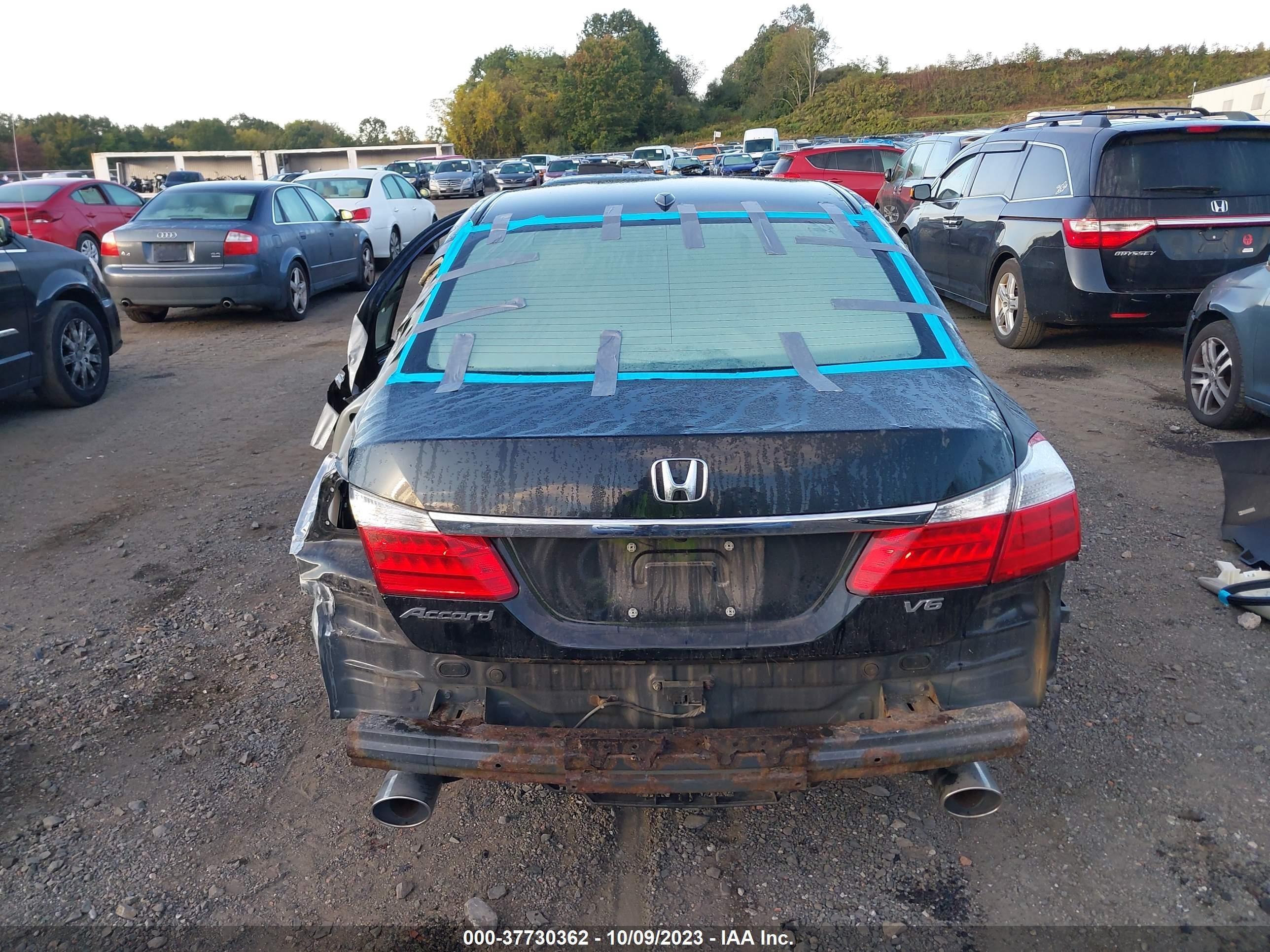 Photo 15 VIN: 1HGCR3F84DA034848 - HONDA ACCORD 