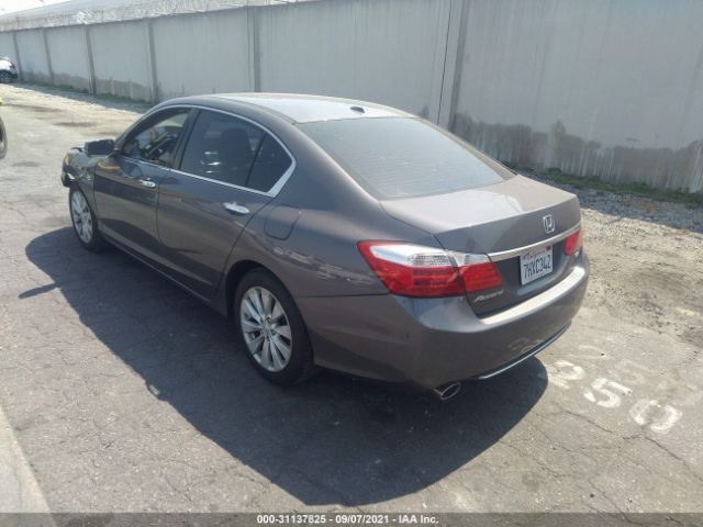 Photo 2 VIN: 1HGCR3F84FA002923 - HONDA ACCORD SEDAN 