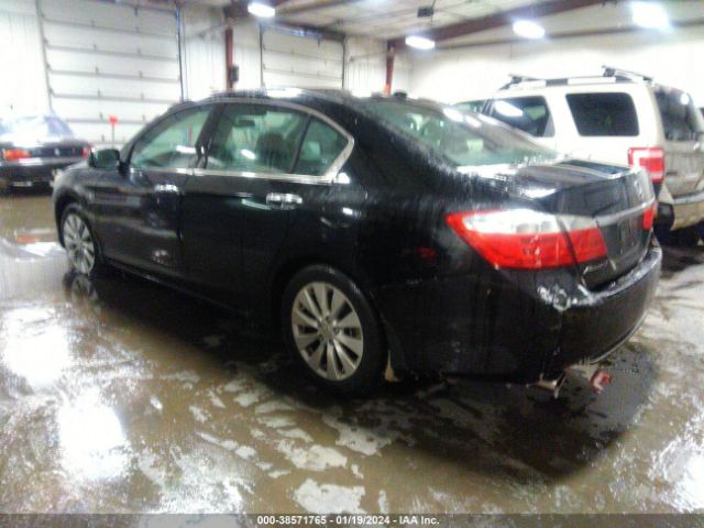 Photo 2 VIN: 1HGCR3F84FA003246 - HONDA ACCORD 