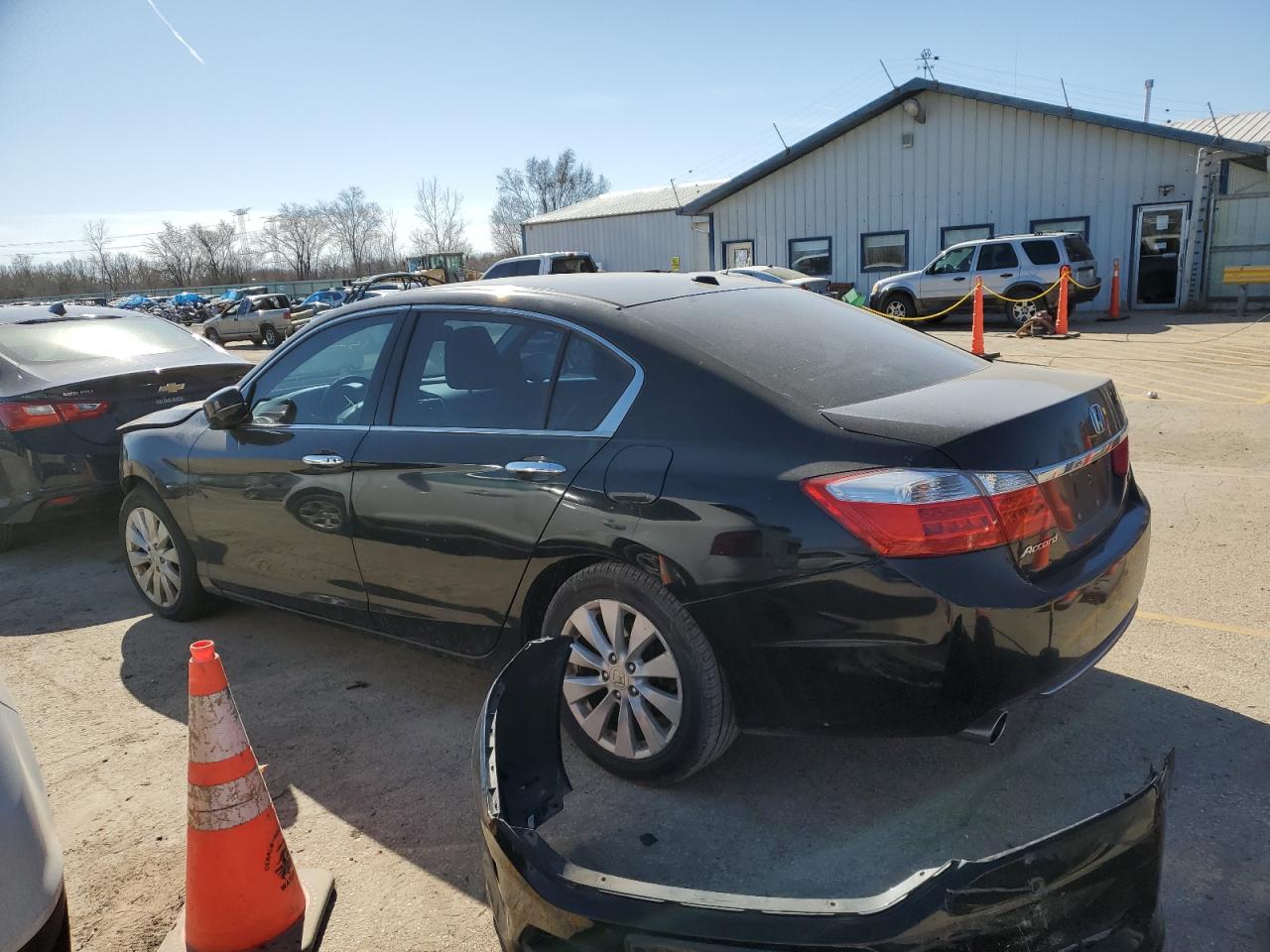 Photo 1 VIN: 1HGCR3F84FA015879 - HONDA ACCORD 